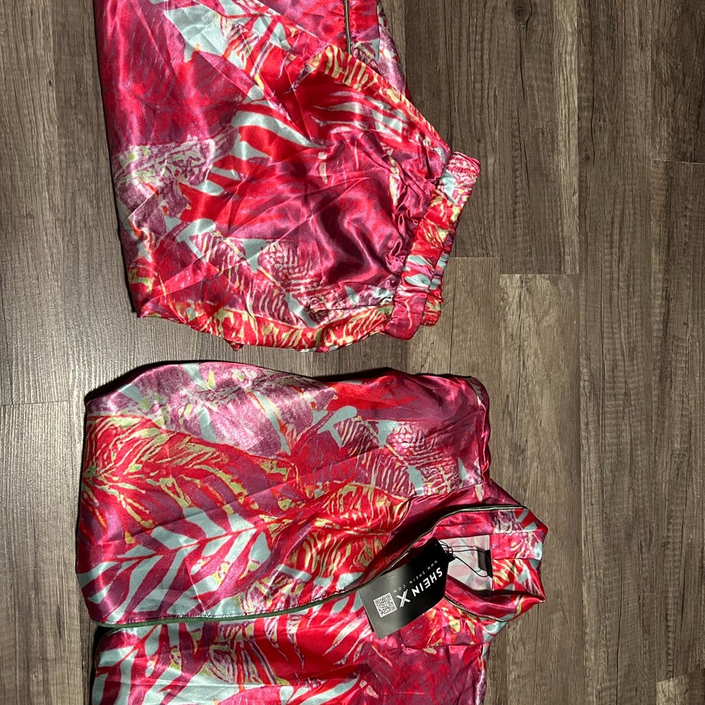 Women's Pajama Set - Red Tropical Print